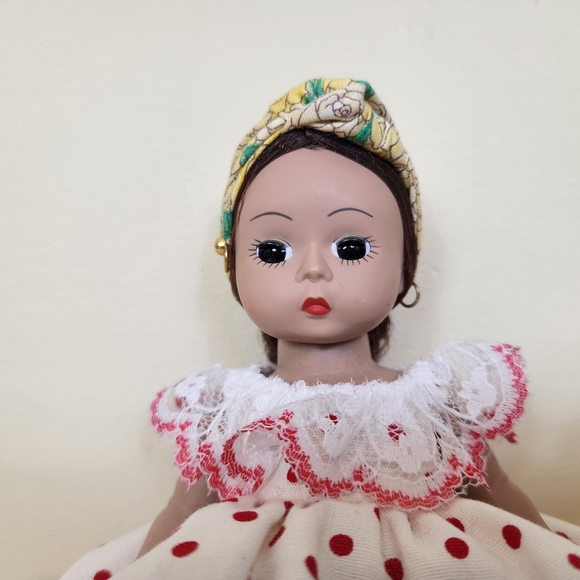 Vintage Madame Alexander Cuba Doll 8" RARE FIND - Picture 2 of 9